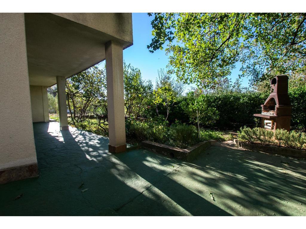 Apartments Velebit Starigrad Paklenica Exterior photo